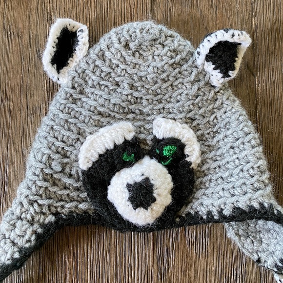 4/$20 Crochet raccoon infant hat - Picture 2 of 5